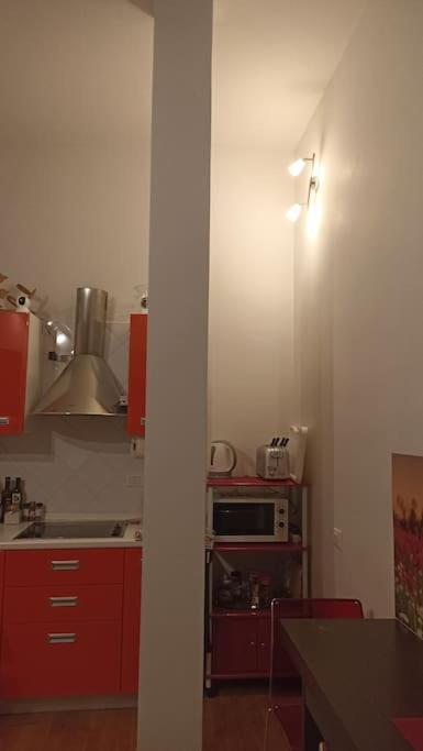 "Orchidea" Camera Privata Nell'Appartamento Condiviso Cagliari Eksteriør bilde